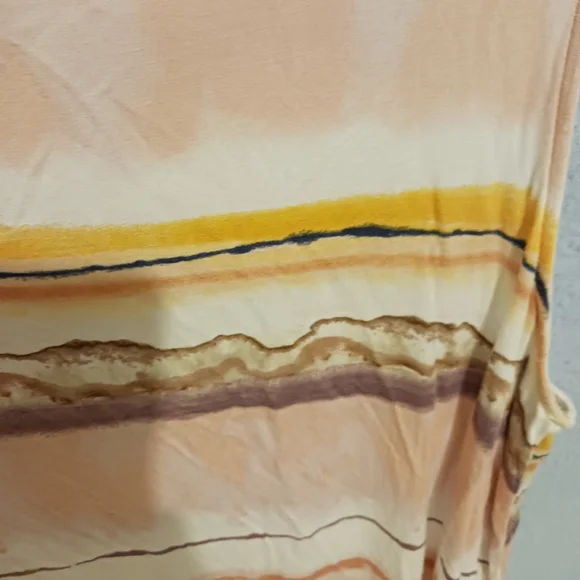 🌷🌷 Desert color striped tank - Picture 2 of 4